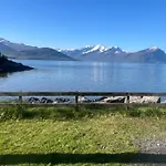 Sokkelleilighet I Enebolig I Naer Stranden * Ålesund