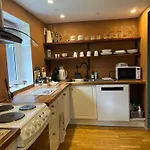 Cozy Apartament In Alesund Near The Beach * Ålesund
