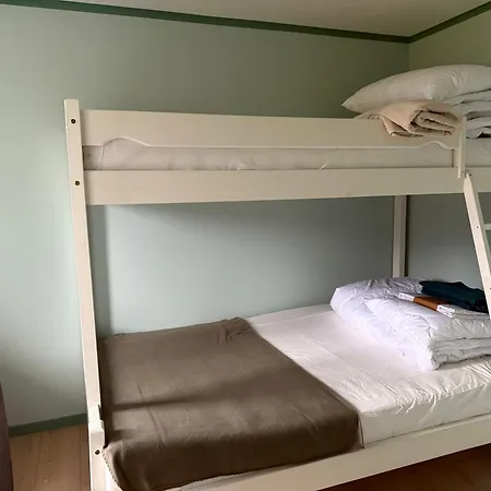 Sokkelleilighet I Enebolig I Naer Stranden * Alesund