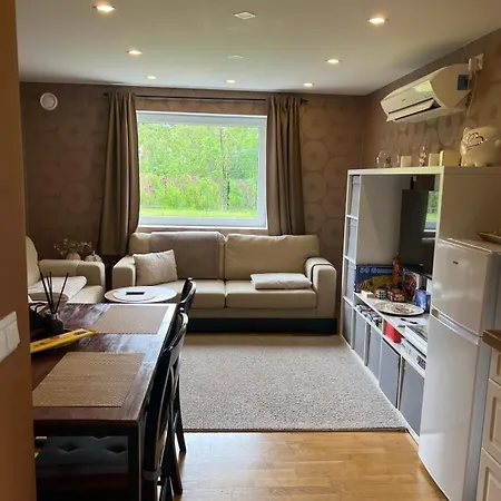 Cozy In Near The *
